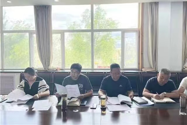 1690248282112272.jpg 94ac0ca355ae68aa07b74c483cf9c68.jpg