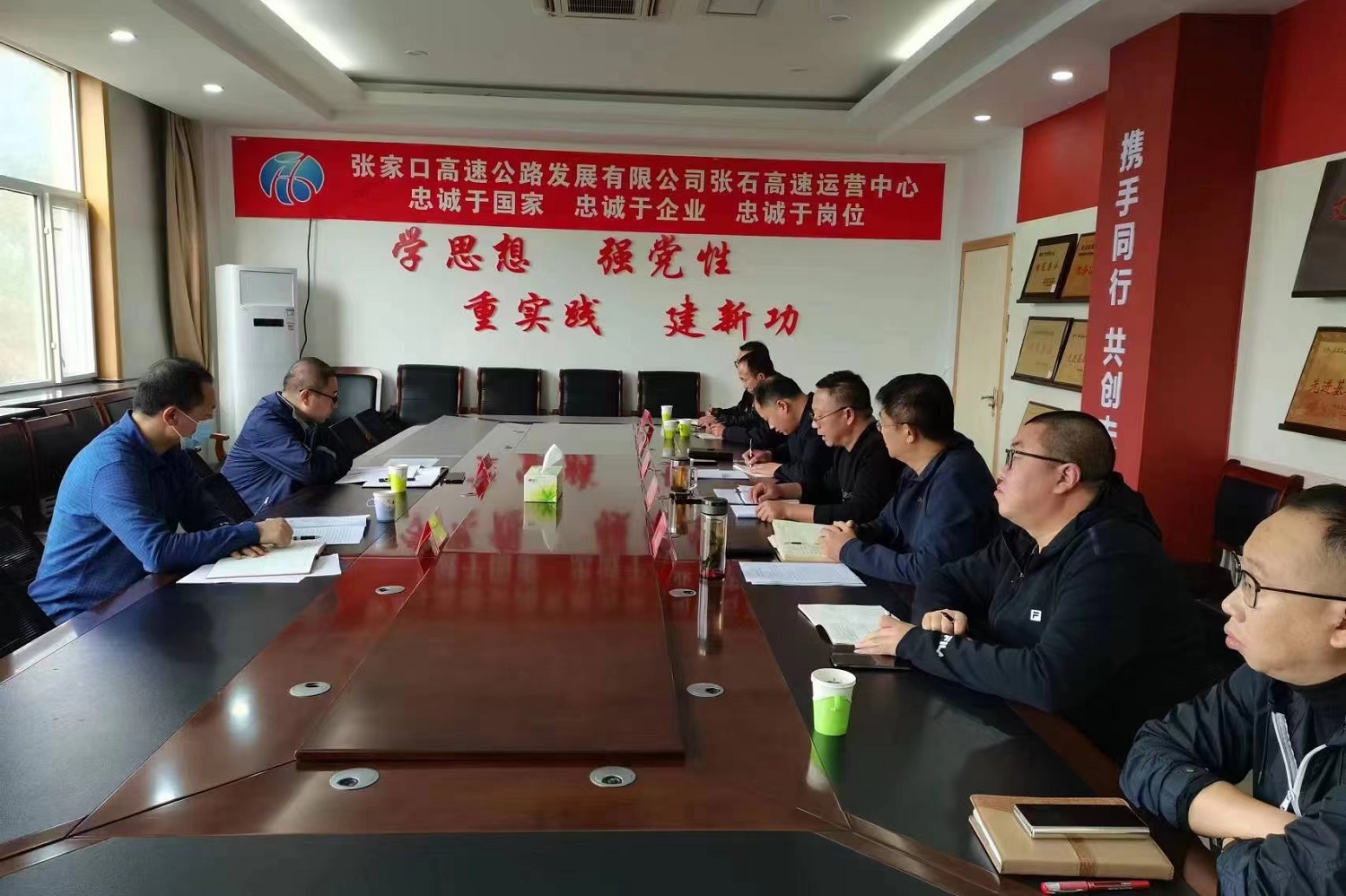 1697163169145754.jpg abd662d498eb87ef754d1192725761b.jpg